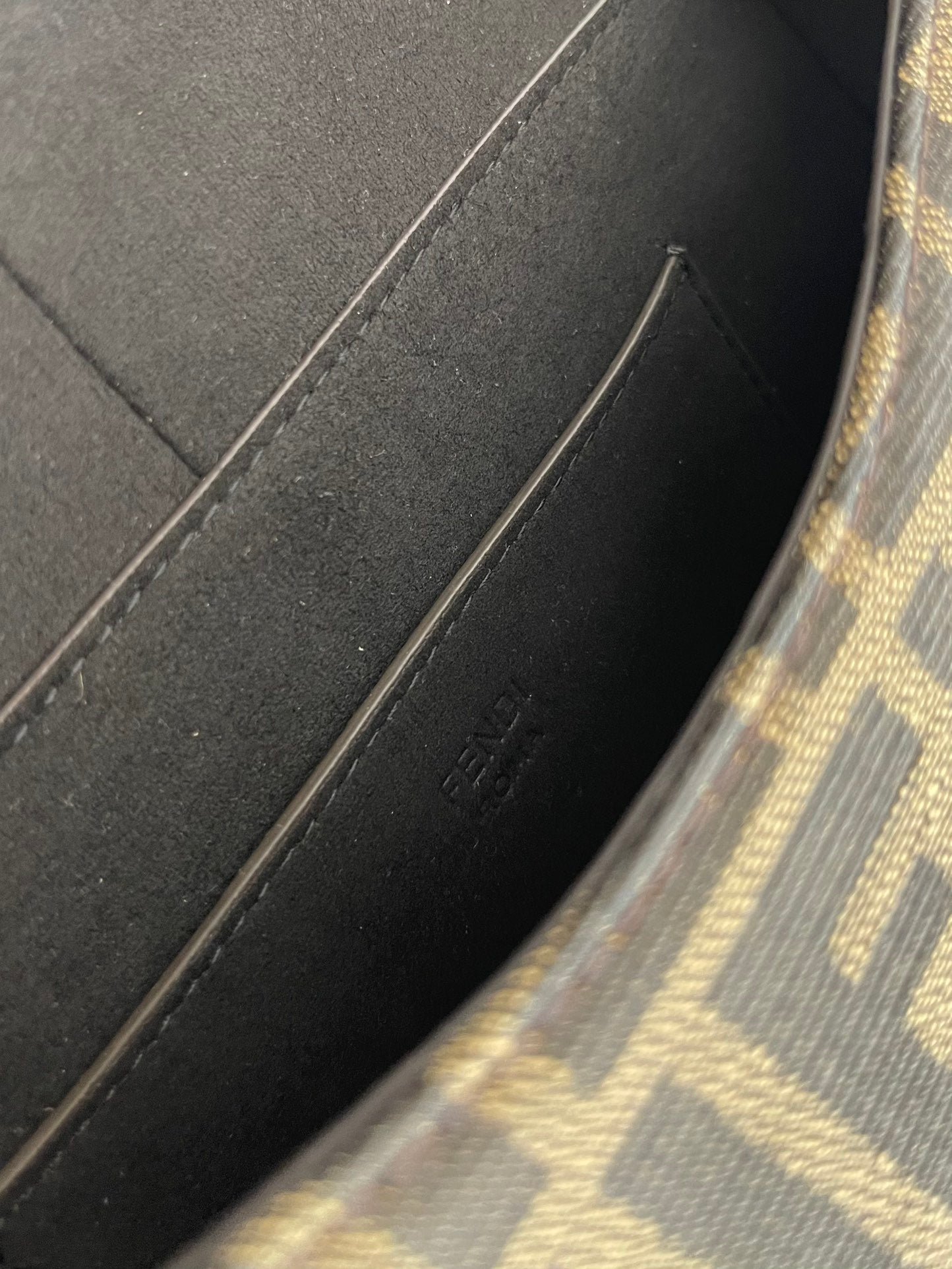 Fendi C'mon Medium Jacquard Calfskin - Image 8