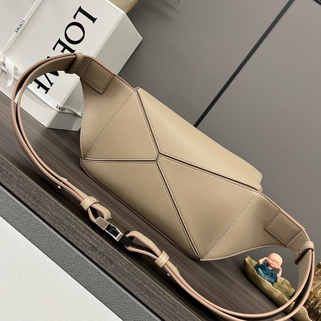 Alternative view of Loewe Puzzle Waist Bag Sand Cowhide 24cm