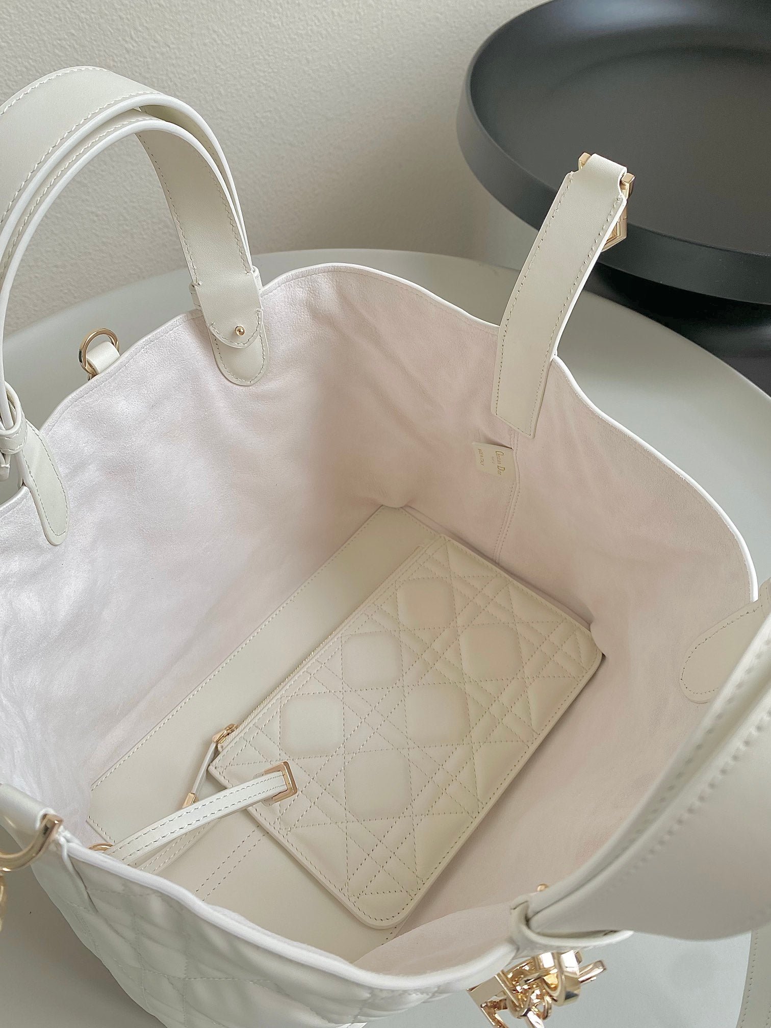 Dior Toujours 28 Lambskin Bag White - Image 4