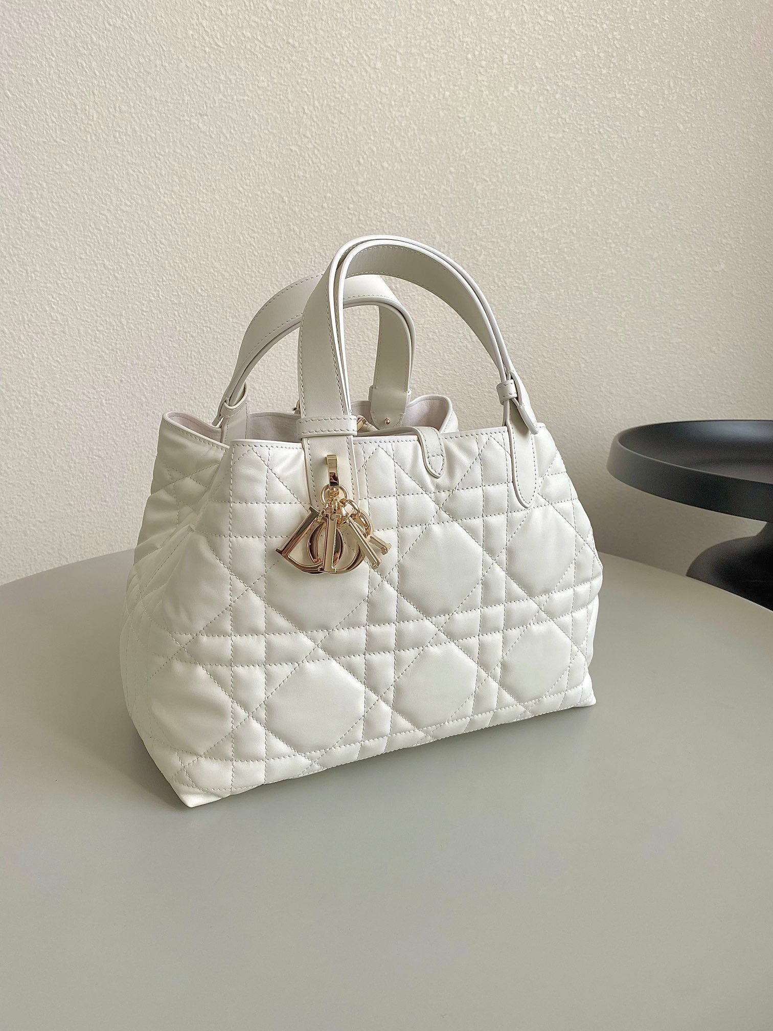 Dior Toujours 28 Lambskin Bag White - Image 2