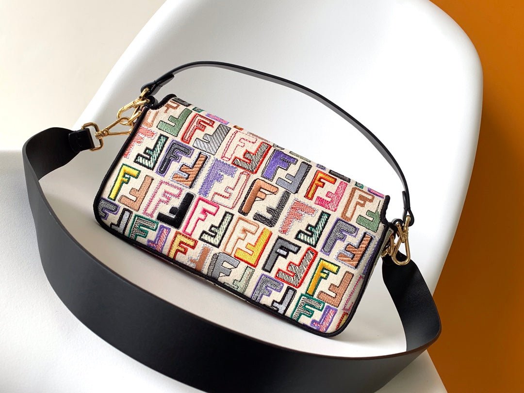 Fendi Baguette 27 Black Multicolour Embroidery - Image 4