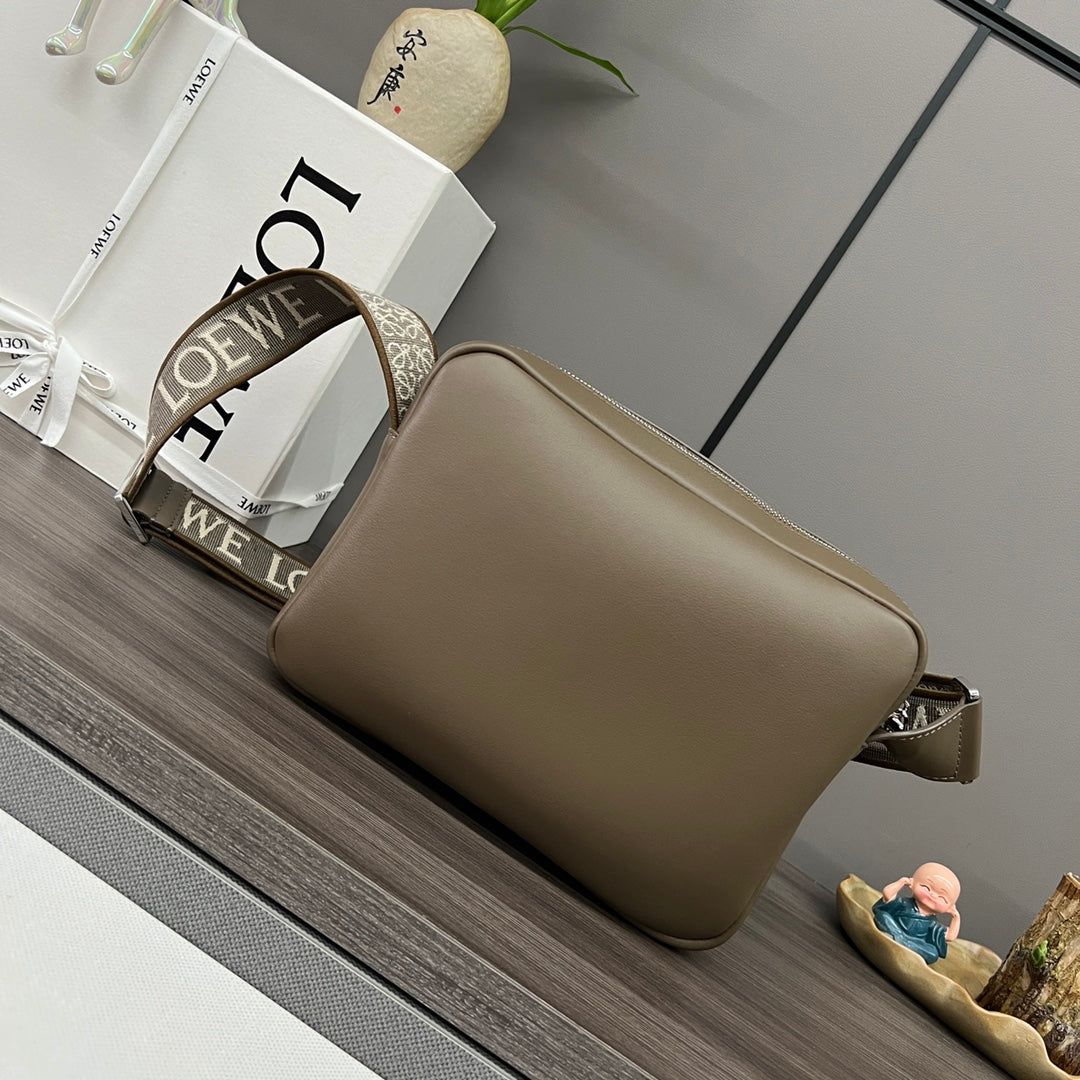 Alternative view of Loew Military Brown Leather Messager Bag