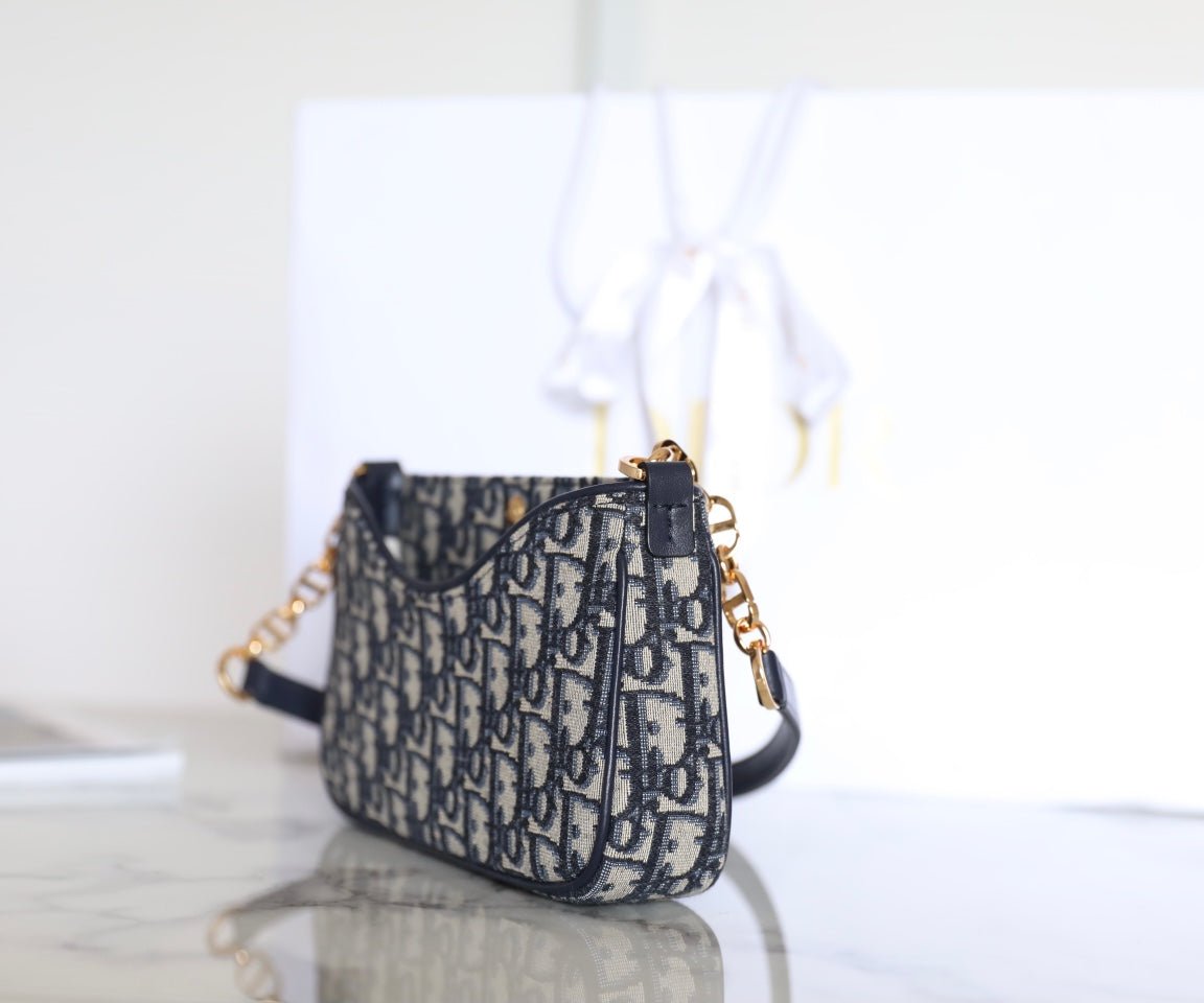Dior Mini 21 Chain Black Oblique Jacquard Bag - Image 4