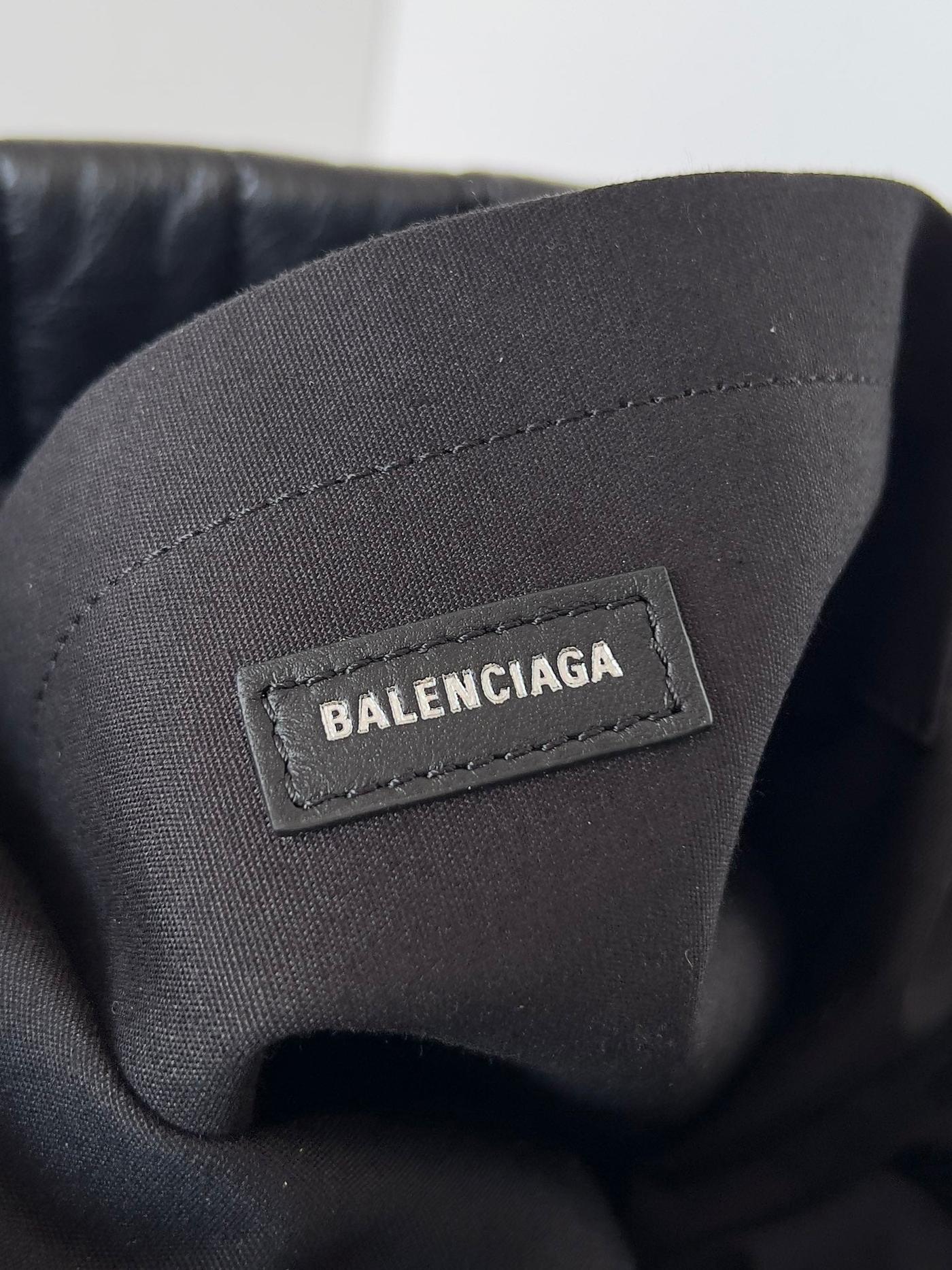 Balenciaga Monaco Quilted Calfskin 43cm - Image 3
