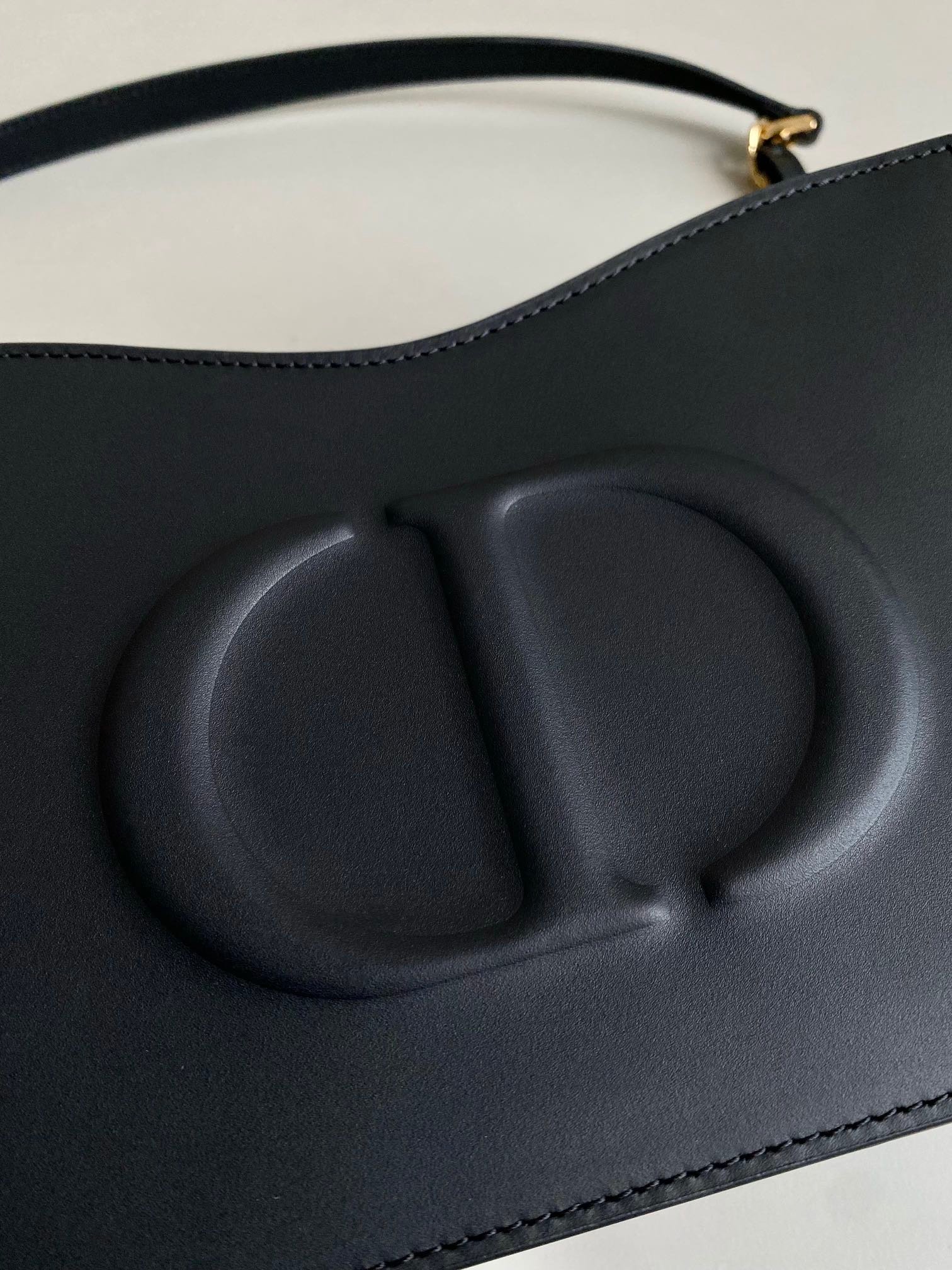 Dior Mini Hobo 23 Calfskin Bag Black - Image 5