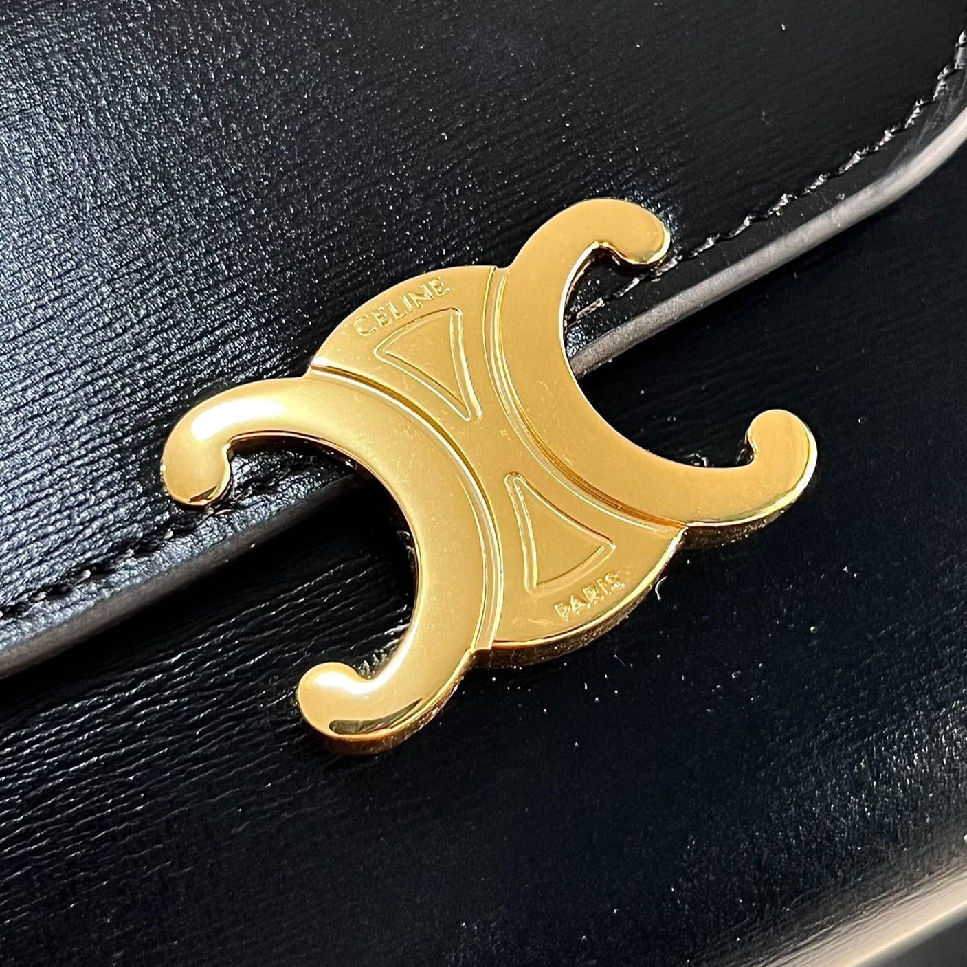Alternative view of CELINE TRIOMPHE 10 CALFSKIN WALLET BLACK