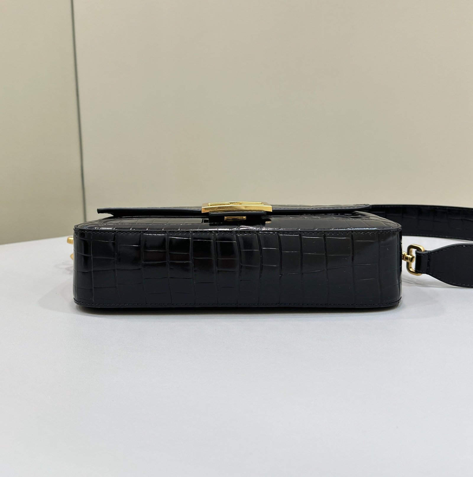 Fendi Baguette 27 Black Crocodile Pattern Glossy Calfskin - Image 8