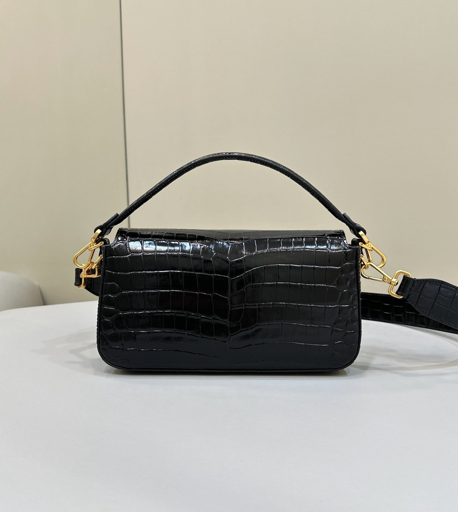 Fendi Baguette 27 Black Crocodile Pattern Glossy Calfskin - Image 5