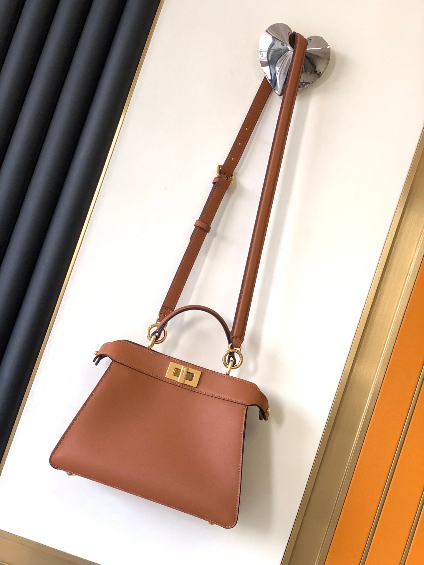 Fendi Peekaboo IseeU Small 27cm Gold Lambskin - Image 4