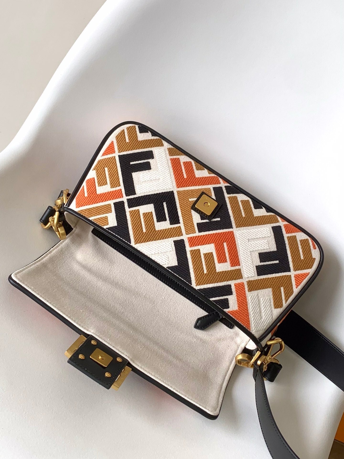 Fendi Baguette 27 Black White Orange Embroidery - Image 7