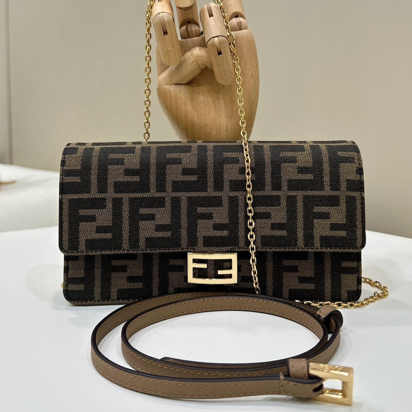 Fendi Baguette Chain Midi 21 Brown Black Jacquard