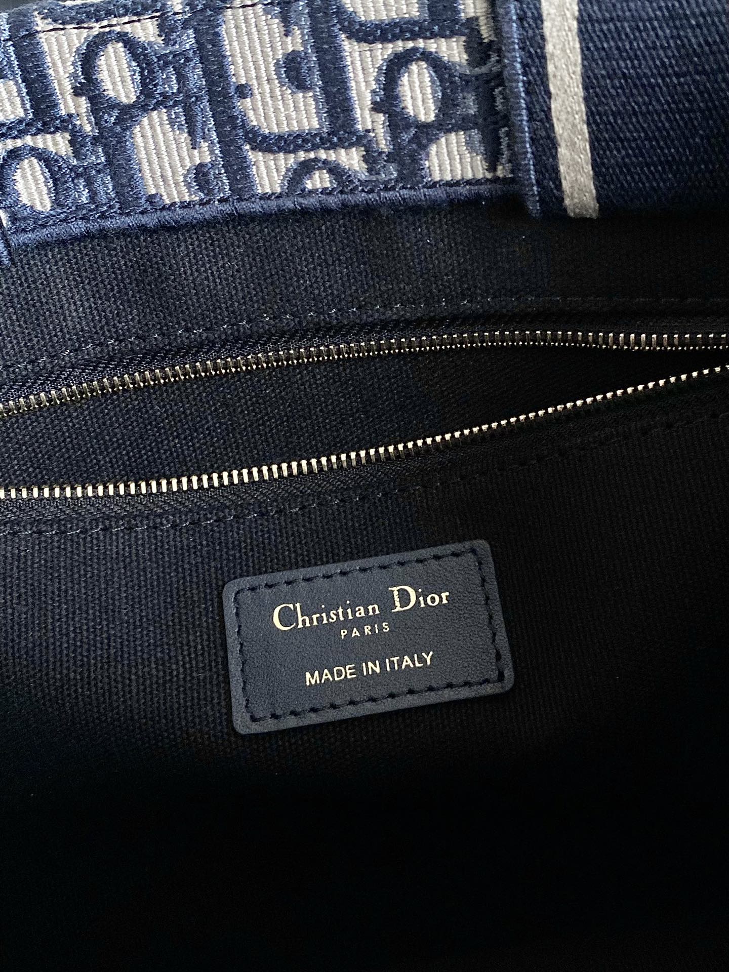 Dior Mini Book Tote 26 Blue Oblique Embroidery Bag - Image 7