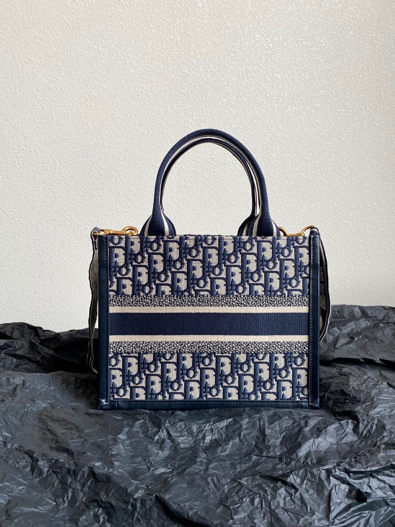 Dior Mini Book Tote 26 Blue Oblique Embroidery Bag - Image 3
