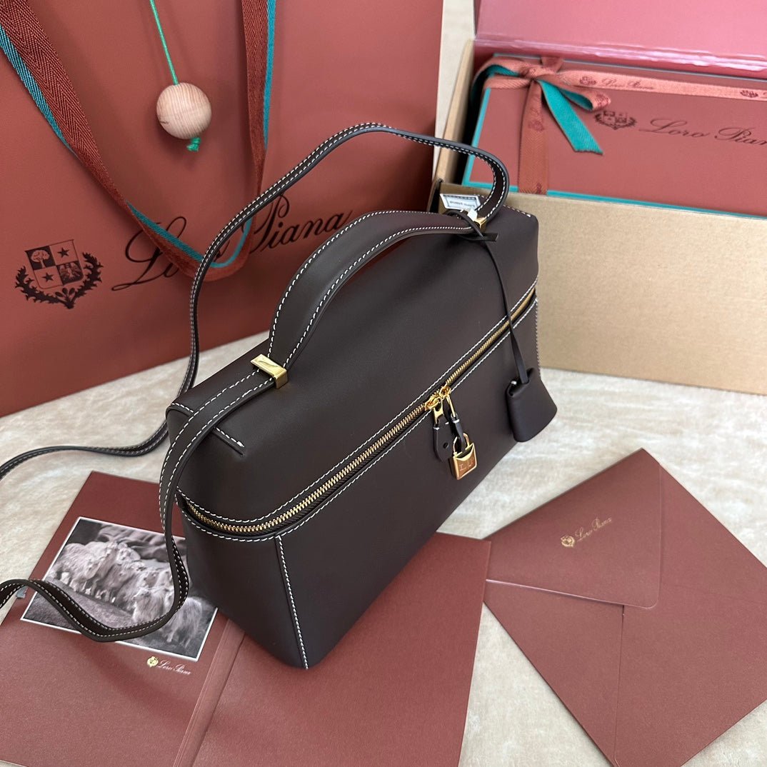 Alternative view of EXTRA BAG L27 IN CHOCOLATE BROWN SMOOTH CALFSKIN WITH GOLD HARDWARE