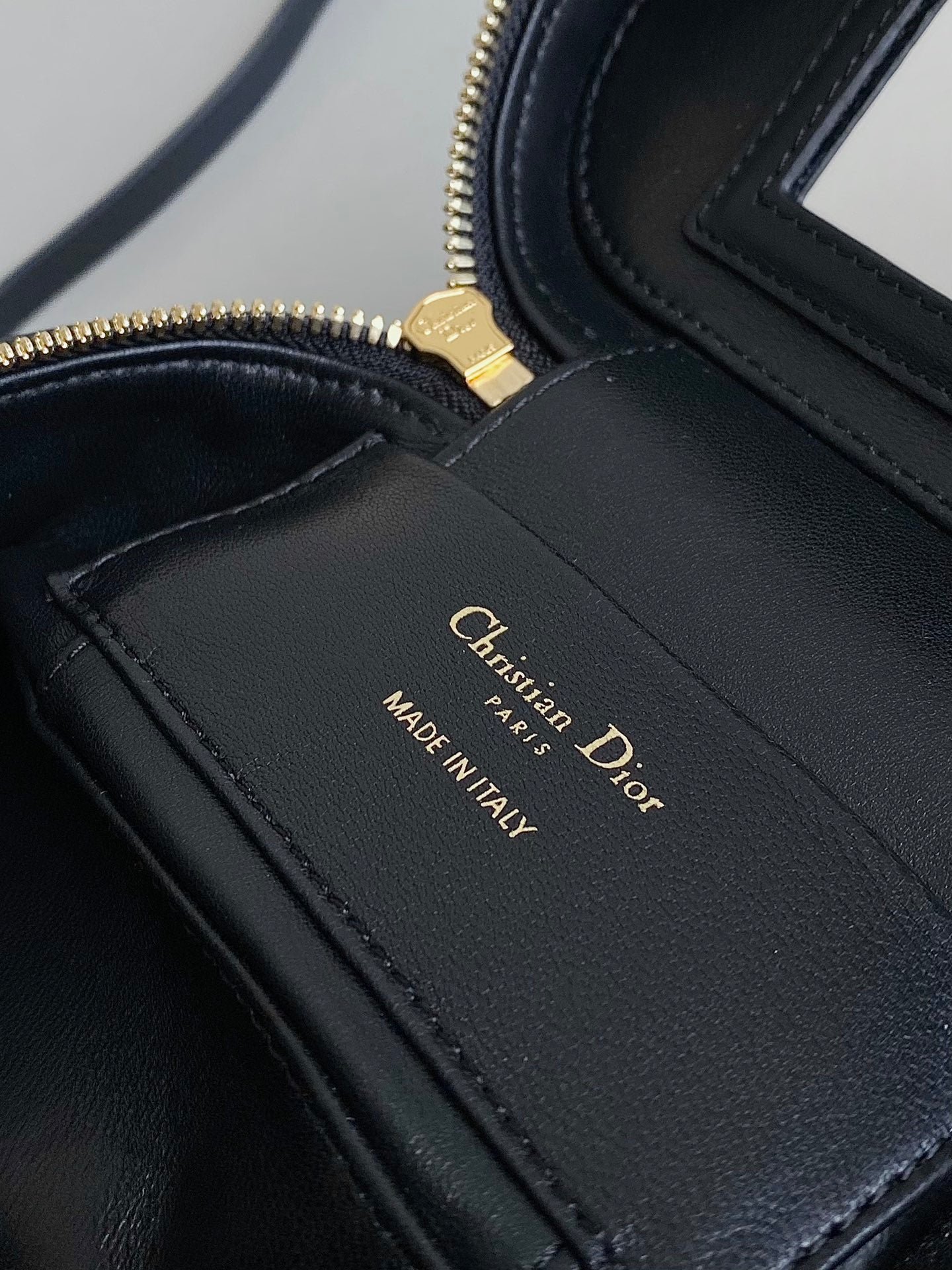 Dior Mini Caro Vanity 16 Black Tweed Makeup Bag - Image 5