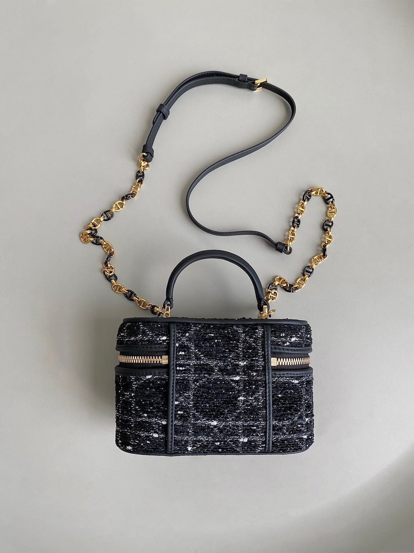 Dior Mini Caro Vanity 16 Black Tweed Makeup Bag - Image 3