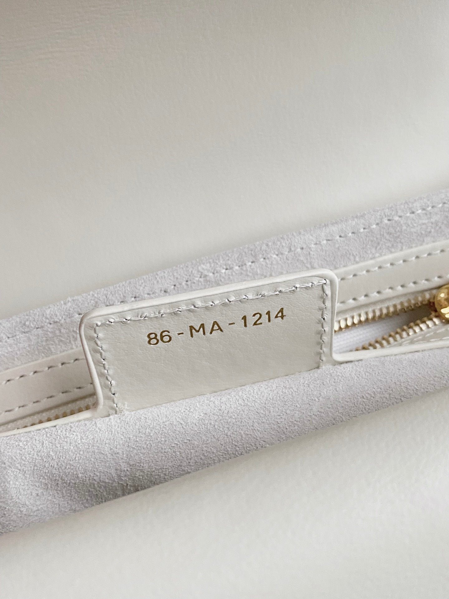 Dior Mini Jolie 22 White Calfskin Handbag - Image 7