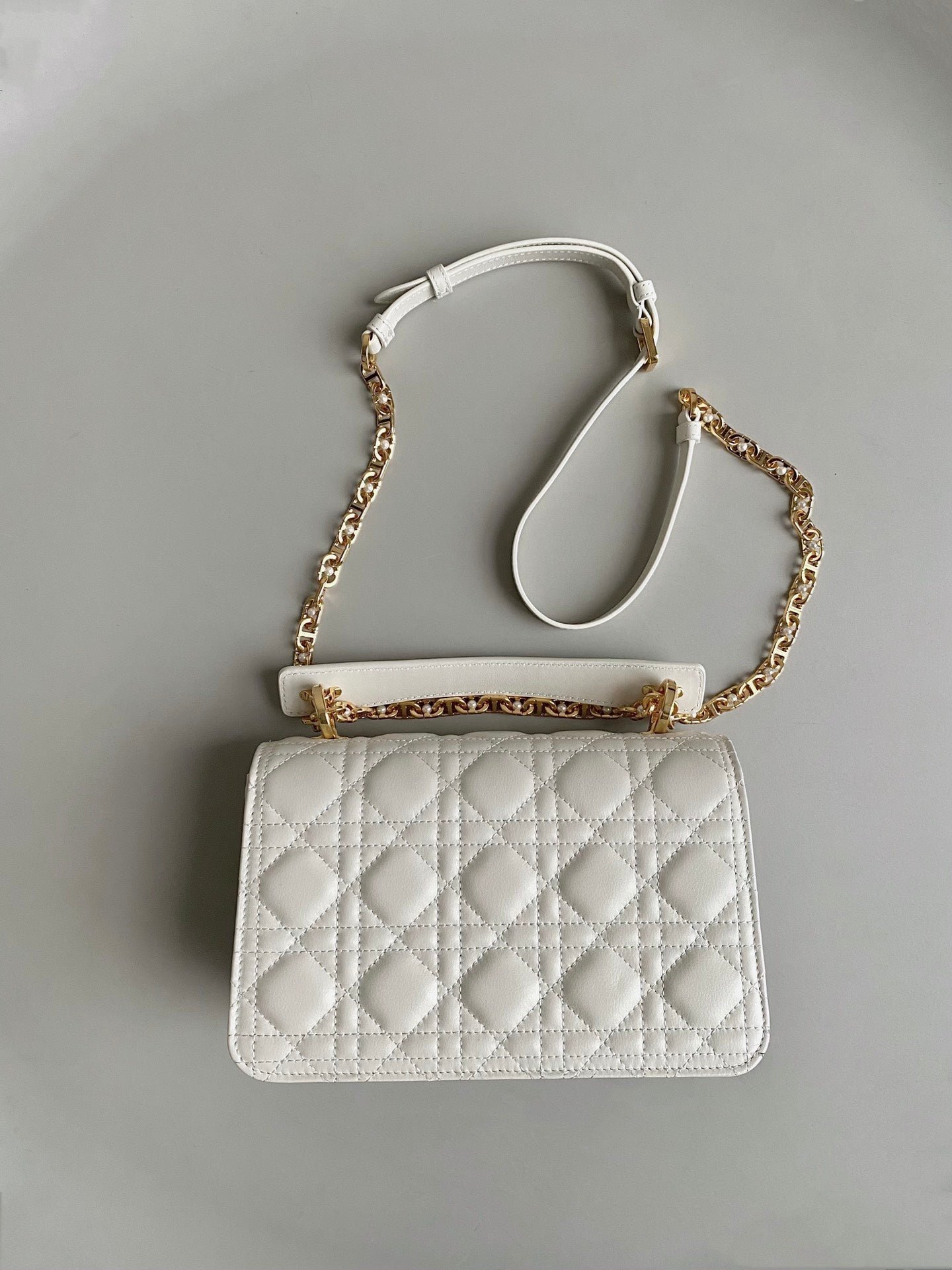Dior Mini Jolie 22 White Calfskin Handbag - Image 3