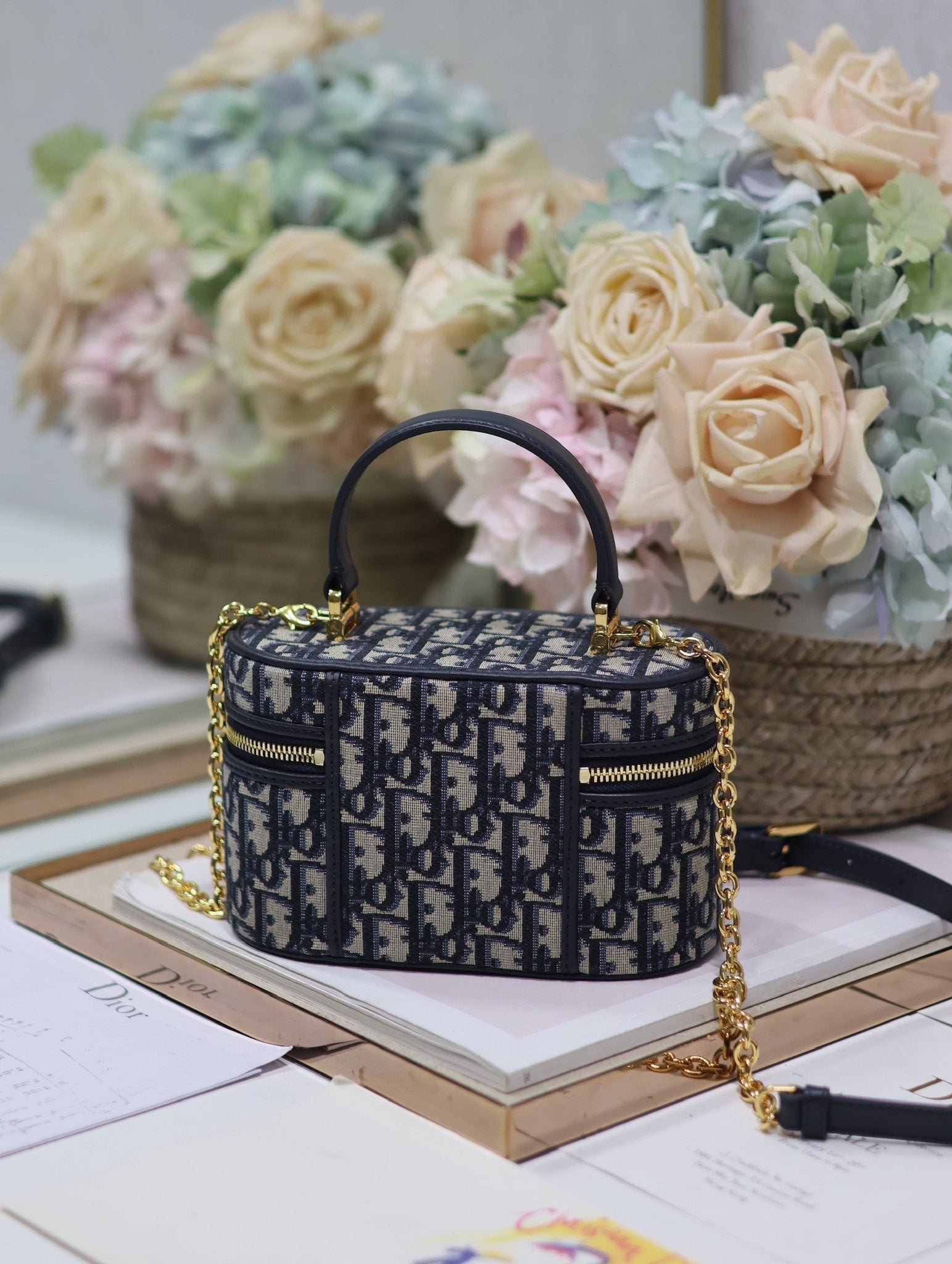 Dior Caro 16 Blue Oblique Jacquard Vanity Case - Image 3