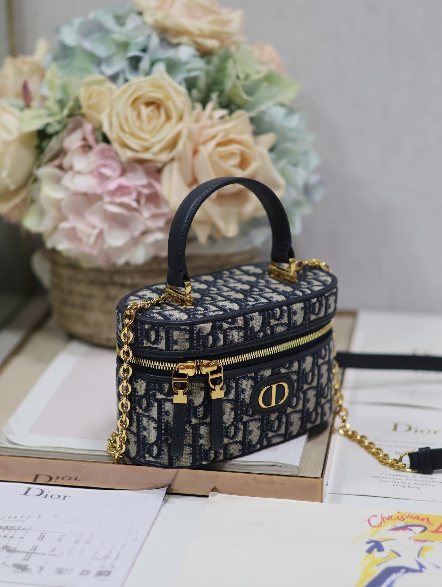 Dior Caro 16 Blue Oblique Jacquard Vanity Case - Image 2