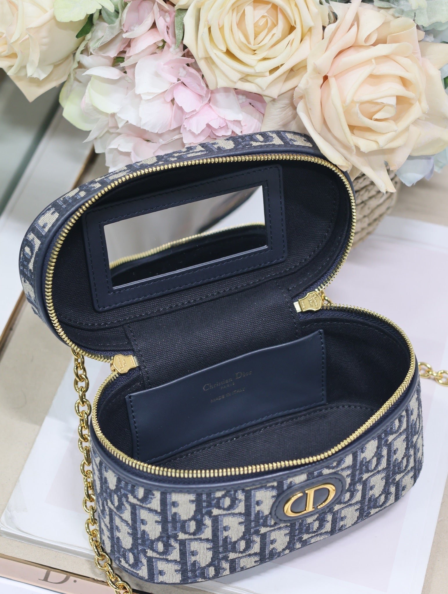 Dior Caro 16 Blue Oblique Jacquard Vanity Case - Image 5