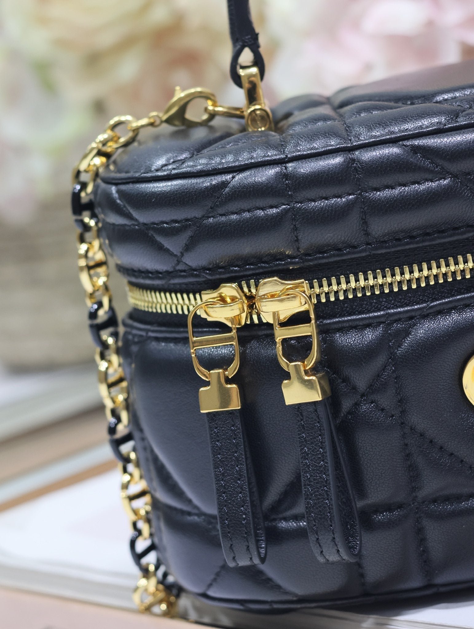 Dior Caro Black Lambskin Vanity Case Quilted - Image 7