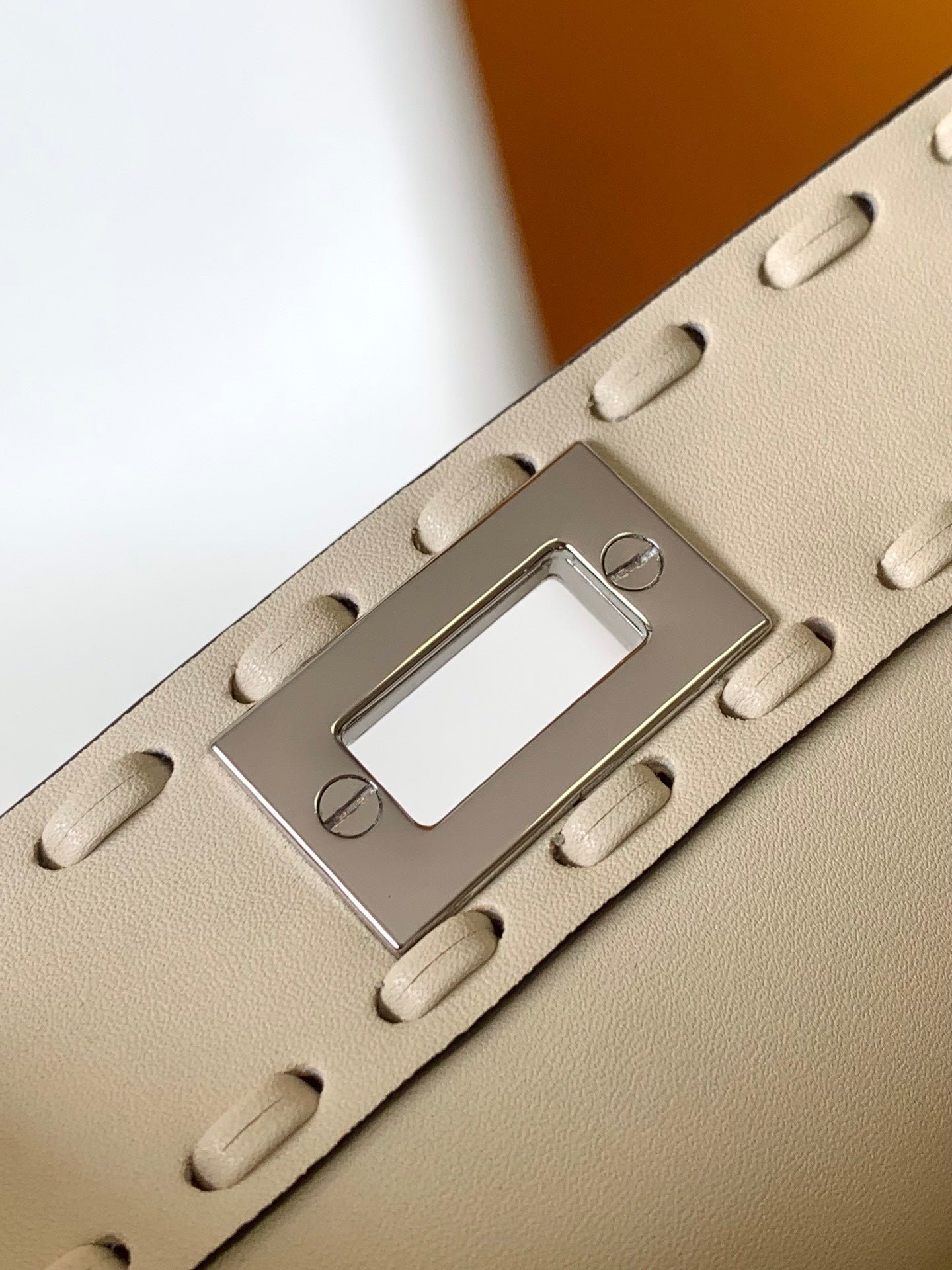 Fendi Peekaboo Iseeu Petite 20 Ivory Calfskin Silver - Image 4