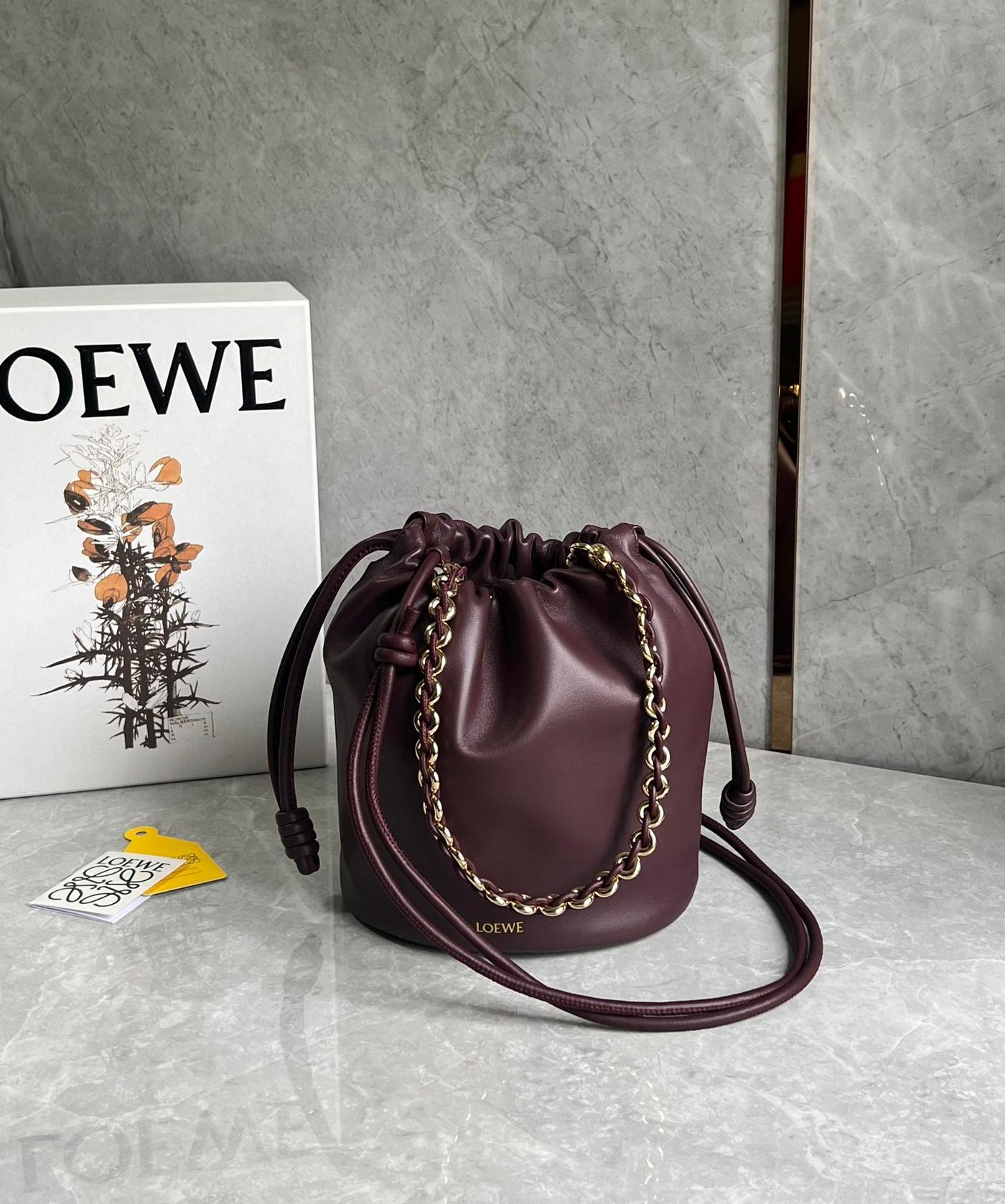 Alternative view of LOE 32 FLAMENCO PURSE BUCKET IN DARK BURGUNDY MELLOW NAPPA LAMBSKIN