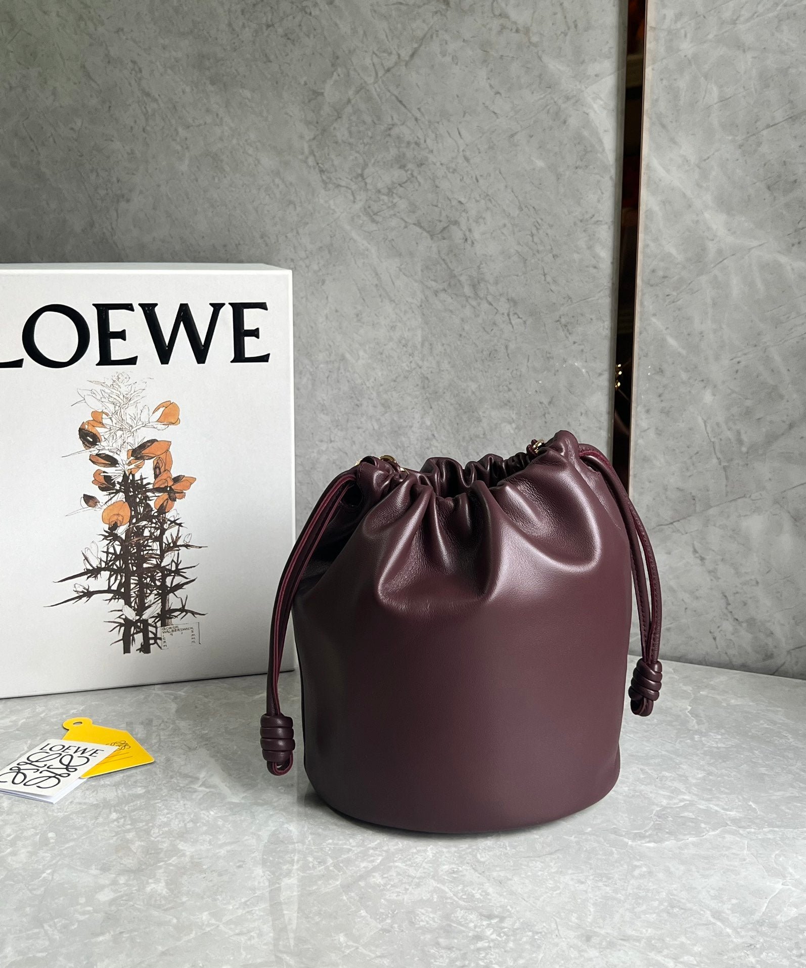 LOE 32 FLAMENCO PURSE BUCKET IN DARK BURGUNDY MELLOW NAPPA LAMBSKIN - Image 5
