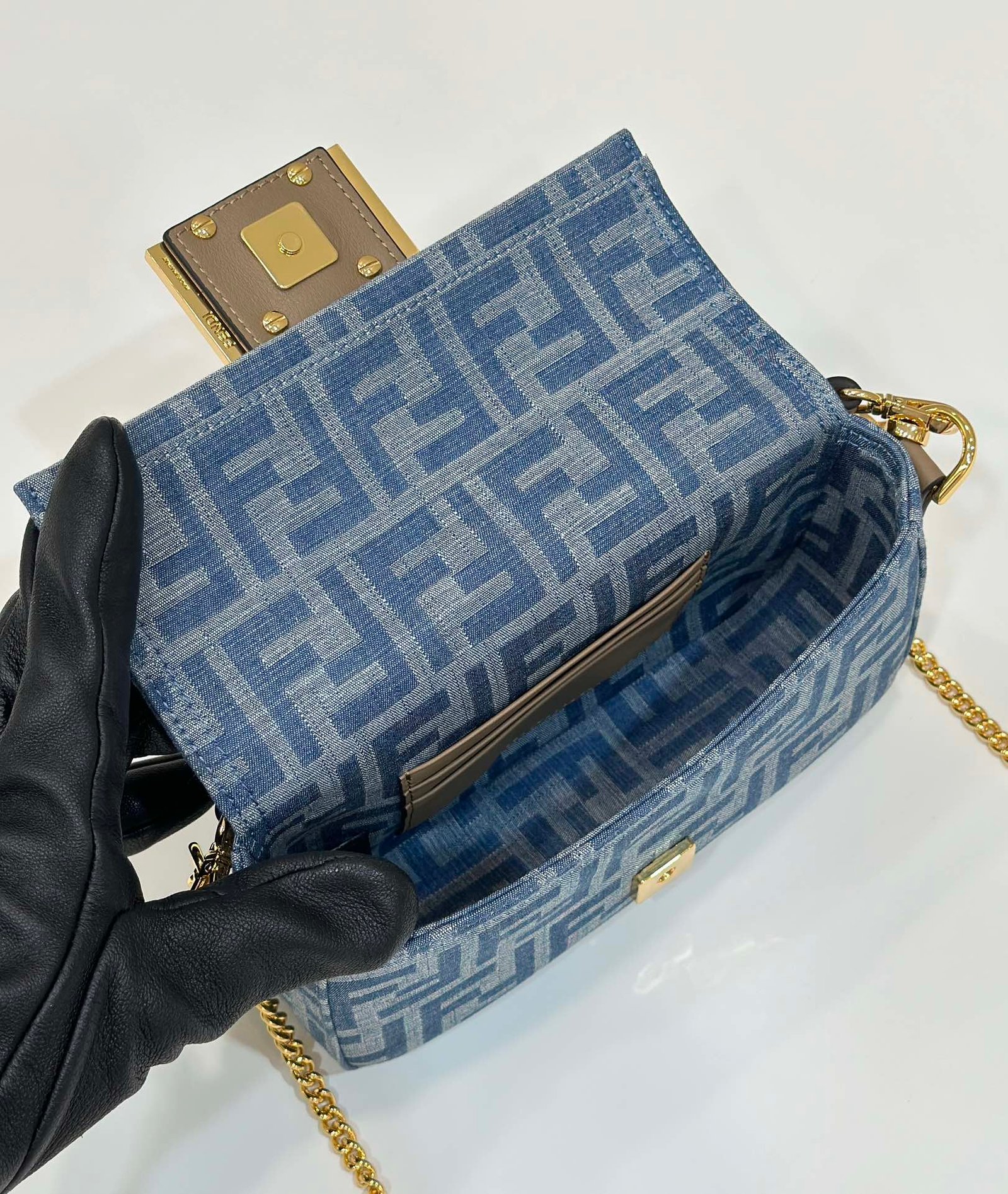 Fendi Baguette Mini 19 Cerulean Blue Denim - Image 6