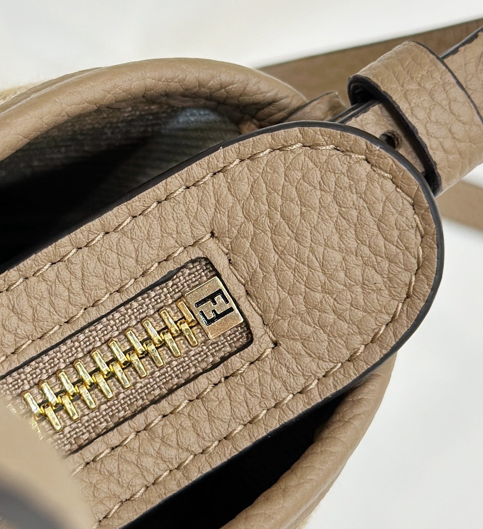 Fendi Mini Roll 15 Jacquard Fabric Bag - Image 5