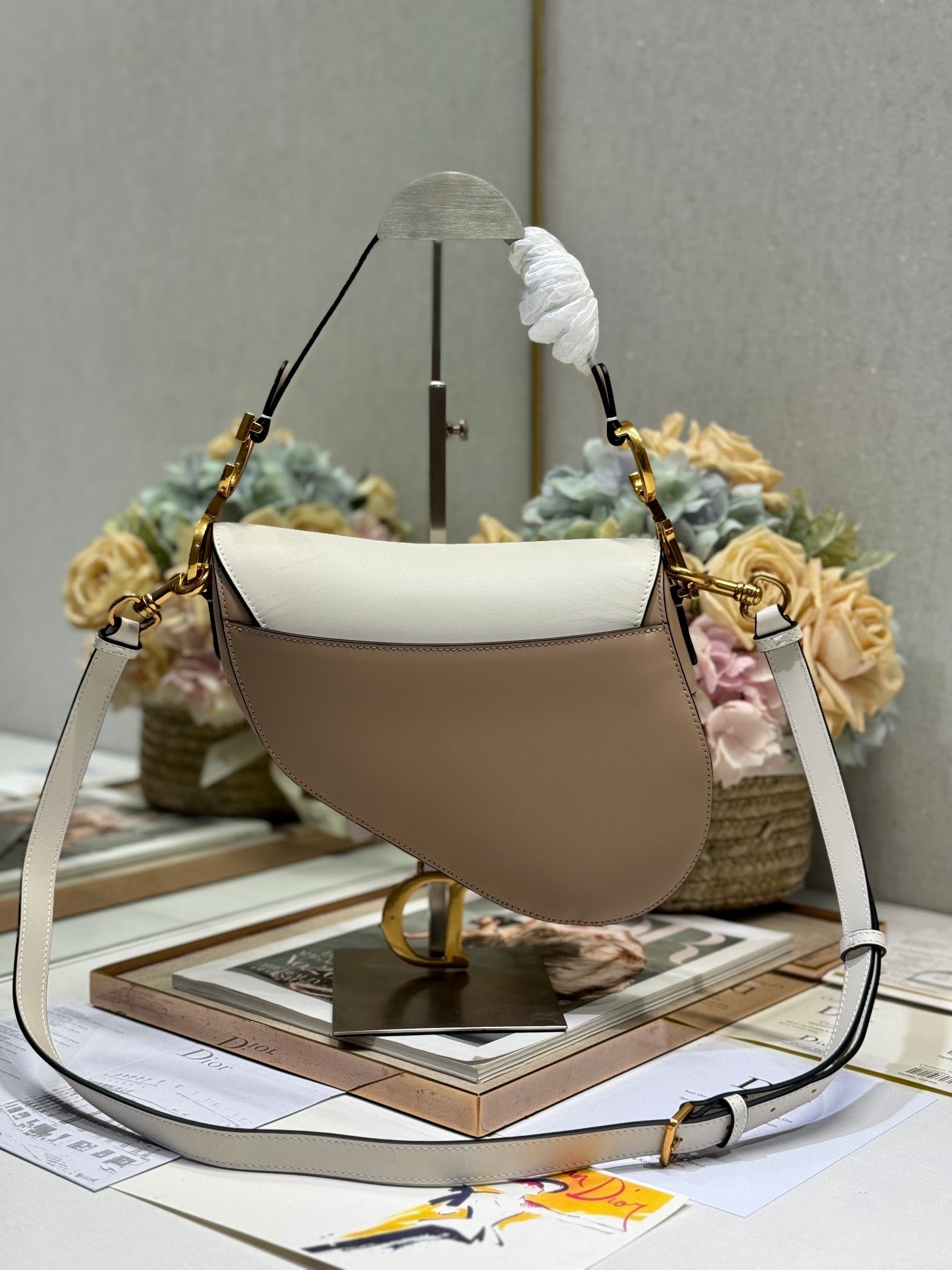 Dior Saddle Series White & Brown Grained Bag - Image 4
