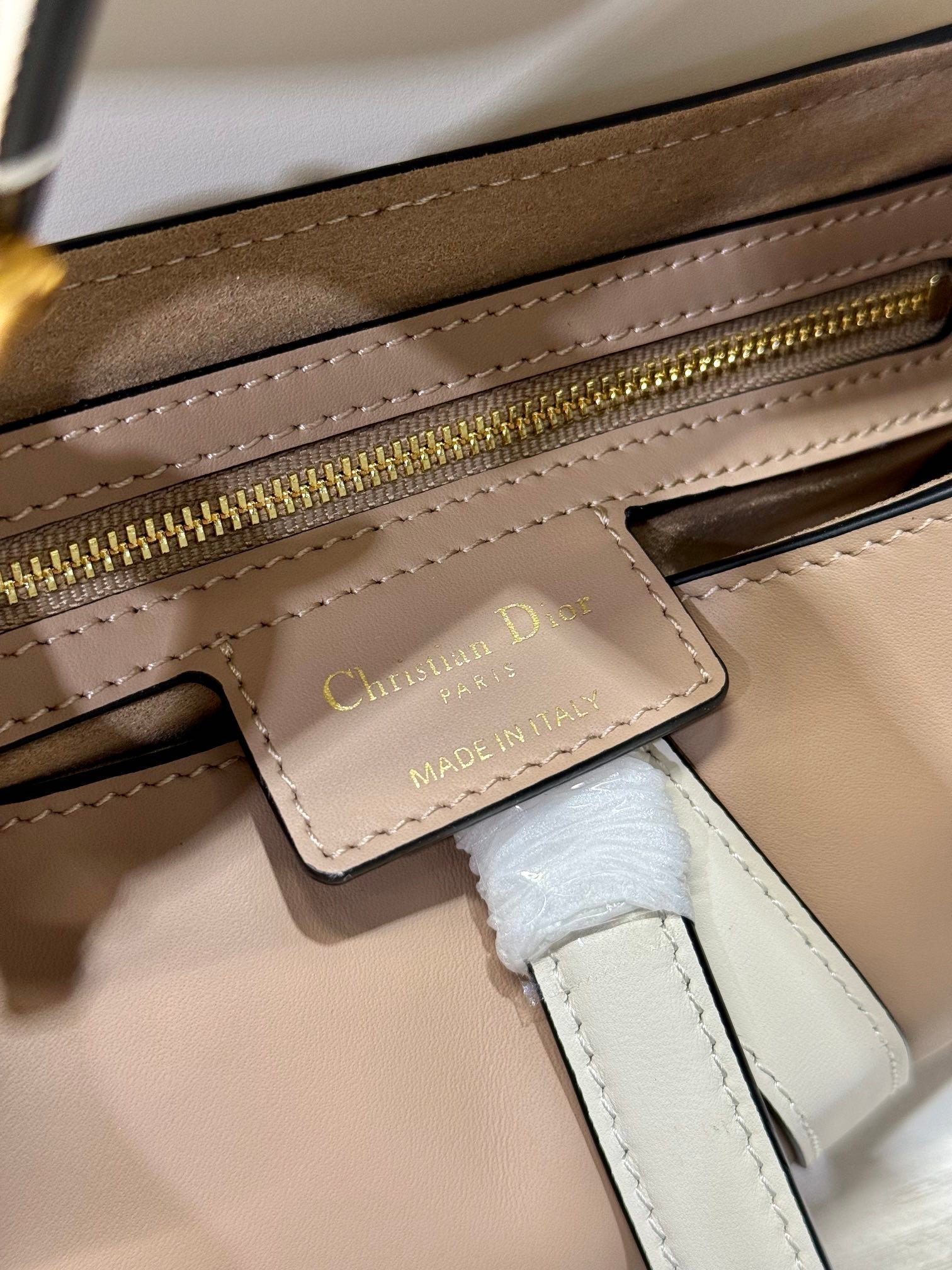 Dior Saddle Series White & Brown Grained Bag - Image 8