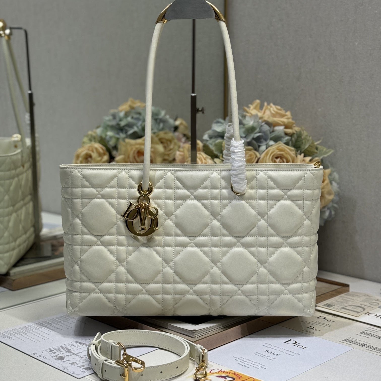 Dior Toujours Series White Lambskin Casual Tote