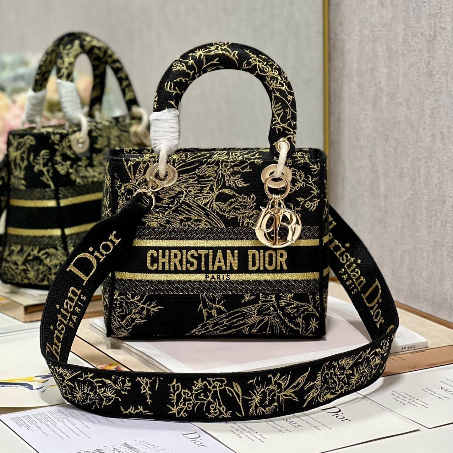 Dior Lady Dior Canvas Black Magpie 24