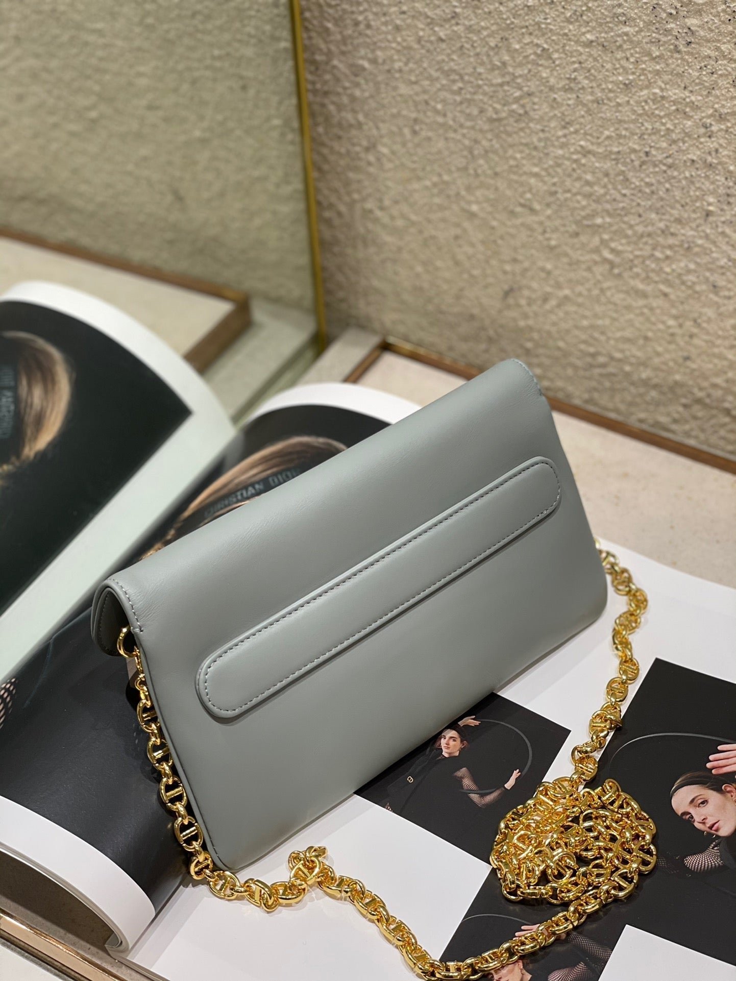Dior 30 Montaigne Series Matte Smooth Calfskin Clutch - Image 4