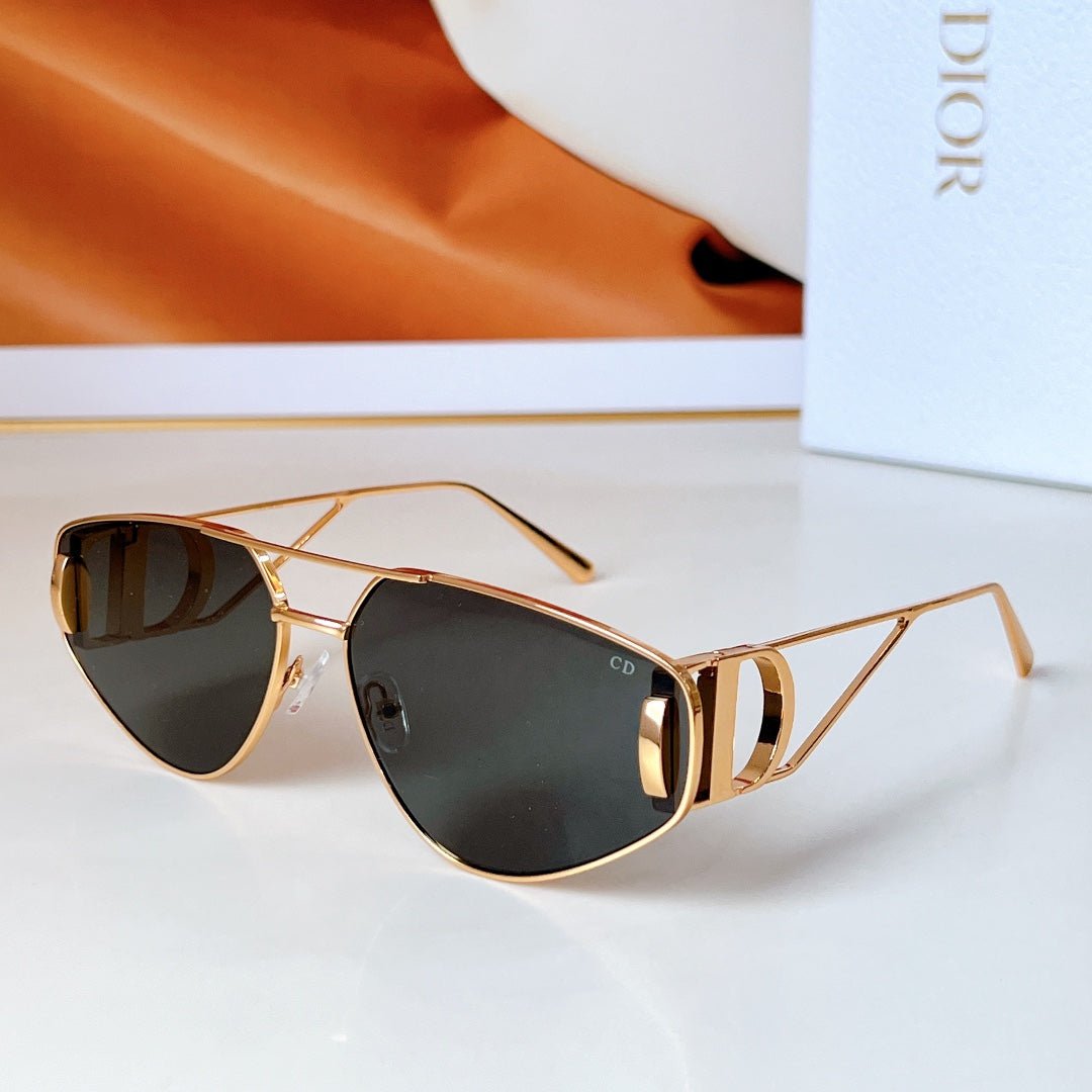 Dior Gold Pilot Blue Tint Sunglasses - Image 3