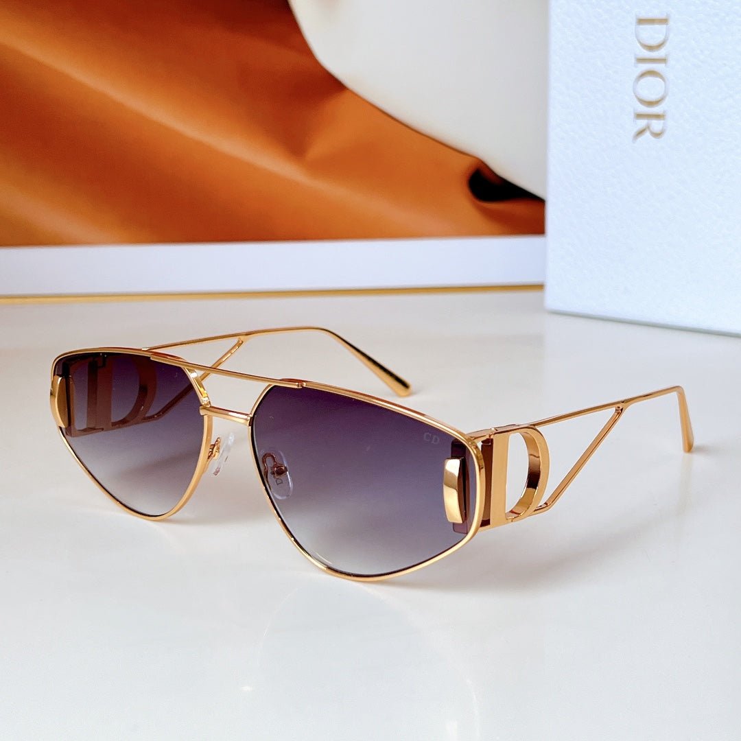 Dior Gold Pilot Blue Tint Sunglasses - Image 4