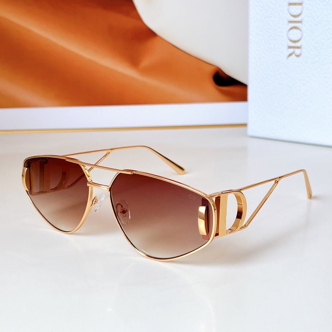 Dior Gold Pilot Blue Tint Sunglasses - Image 5
