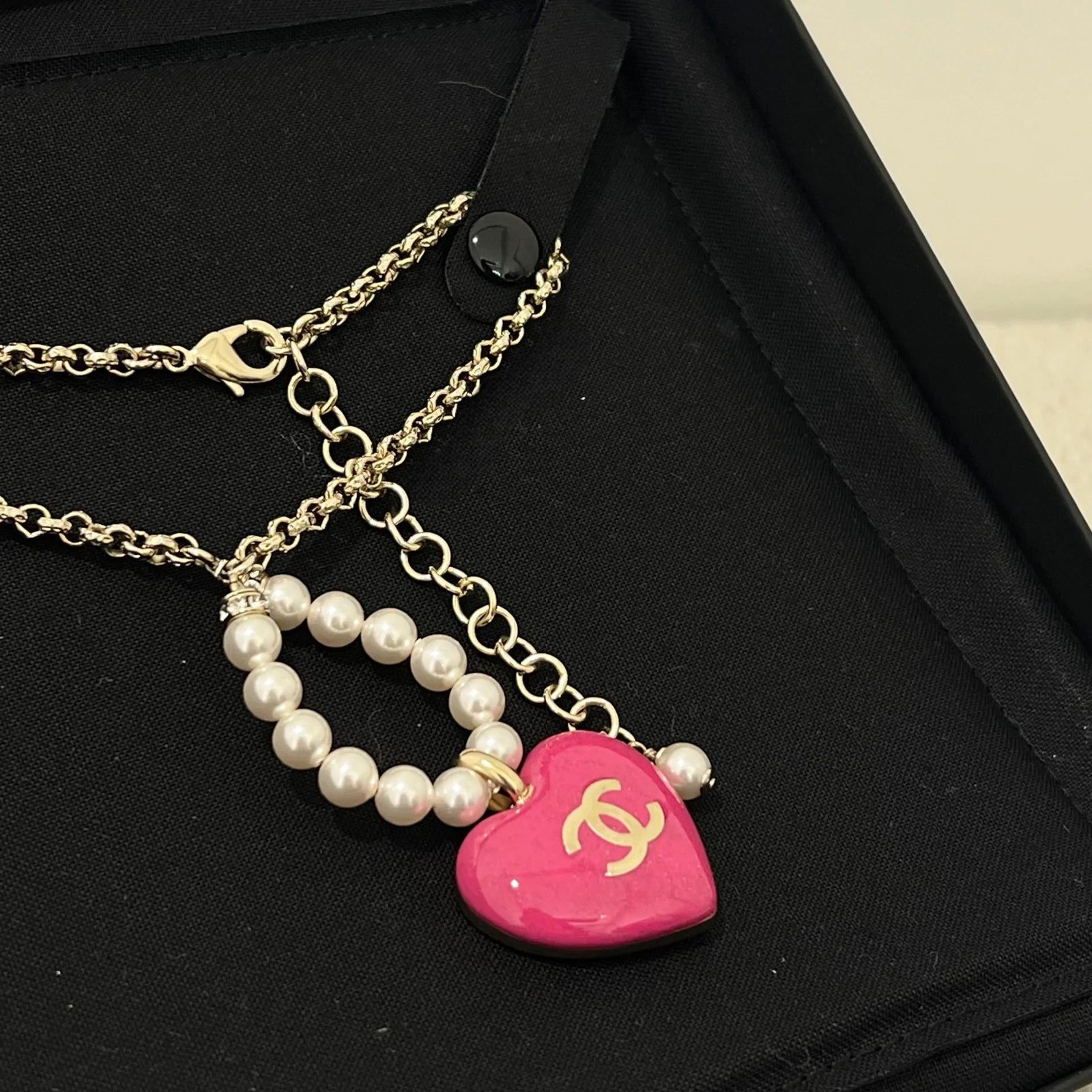 Chanel Gold Pink Glitter Heart Pearl - Image 3