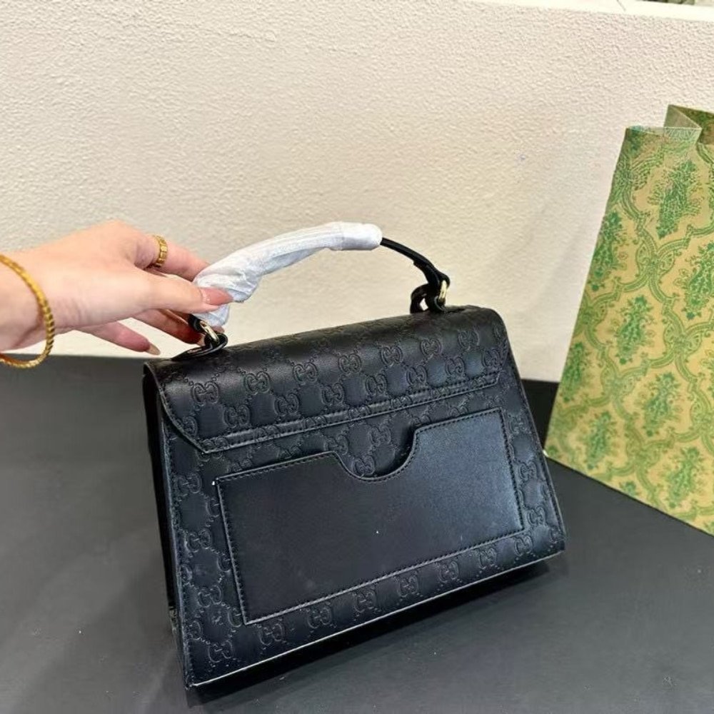 Gucci Padlock Black Leather Bag - Image 3