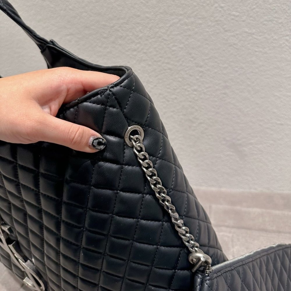 Saint Laurent Icare Shopping Bag In Quilted Black Silver 40Cm - Image 4