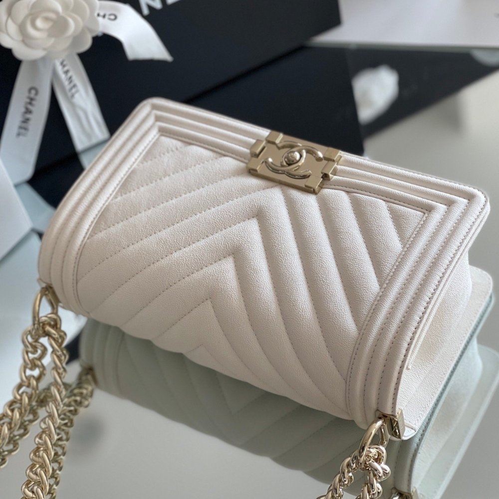 Chanel Boy Chevron Leather Handbag (White Gold) - Image 3