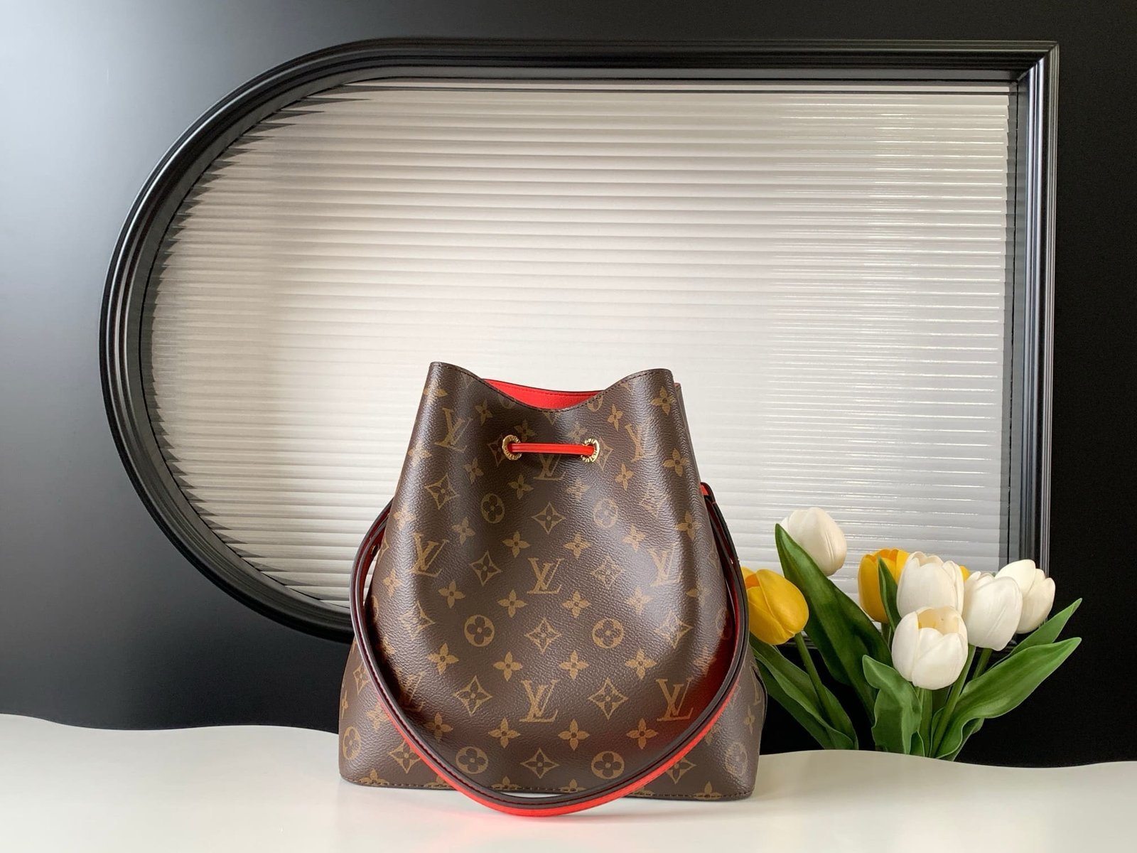 Louis Vuitton Noe MM Red Monogram - Image 4