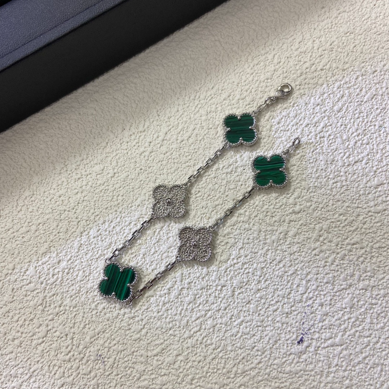 Van Cleef Alhambra Peacock Green Bracelet - Image 3