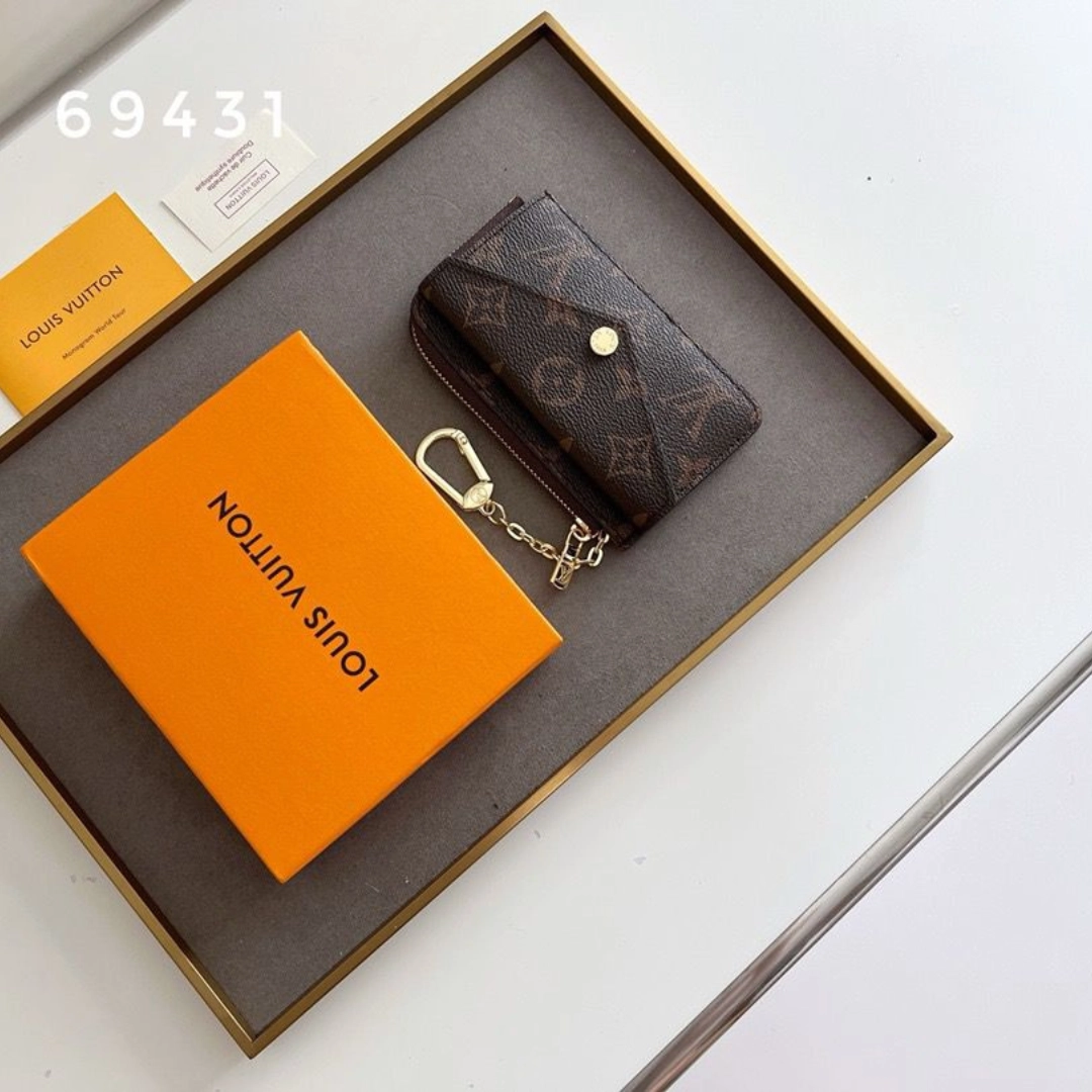 Alternative view of Louis Vuitton Recto Verso Card Holder Monogram Reverse Canvas 13cm M69431