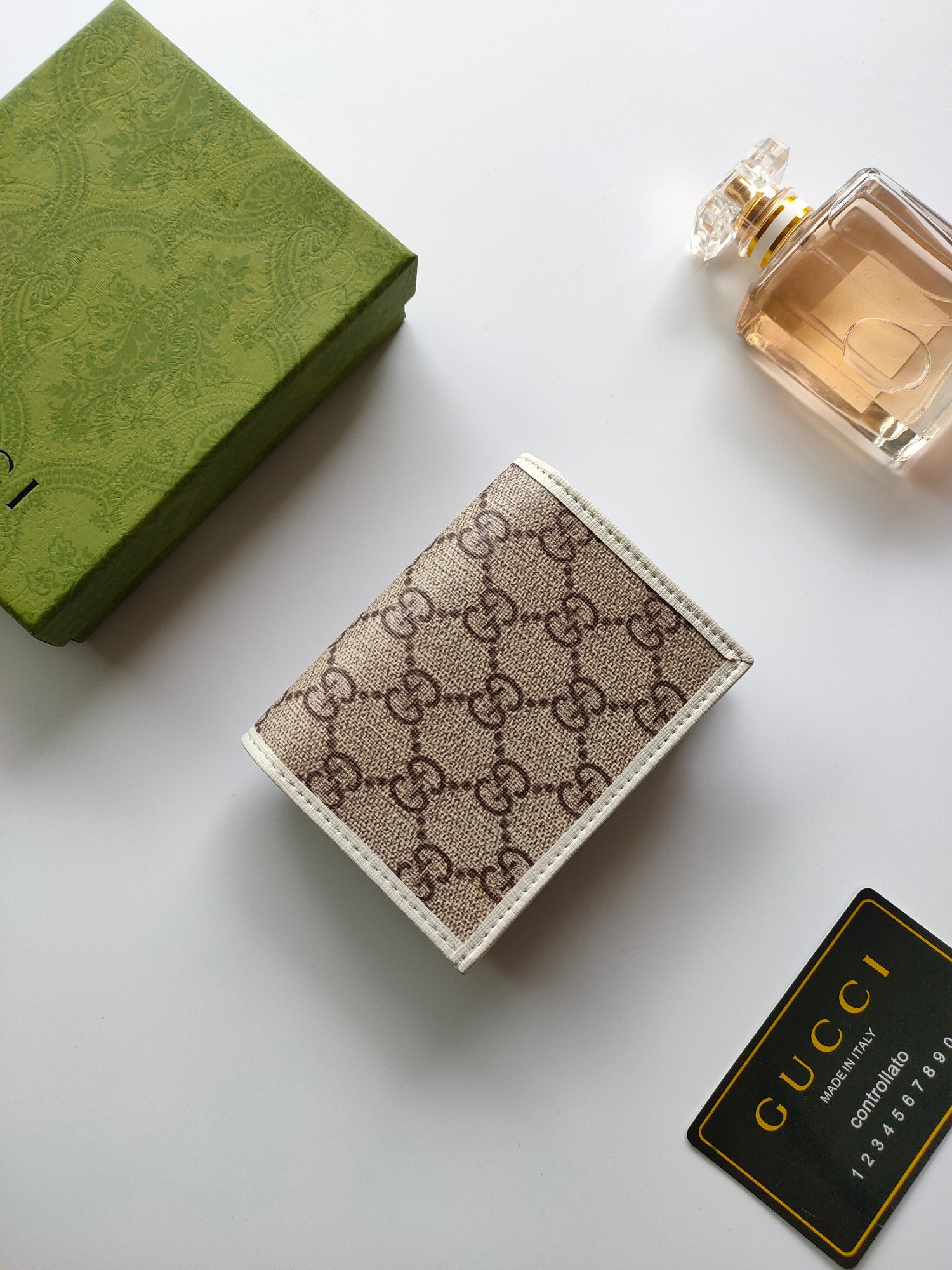 GUCCI Horsebit GG Card Holder - Image 3