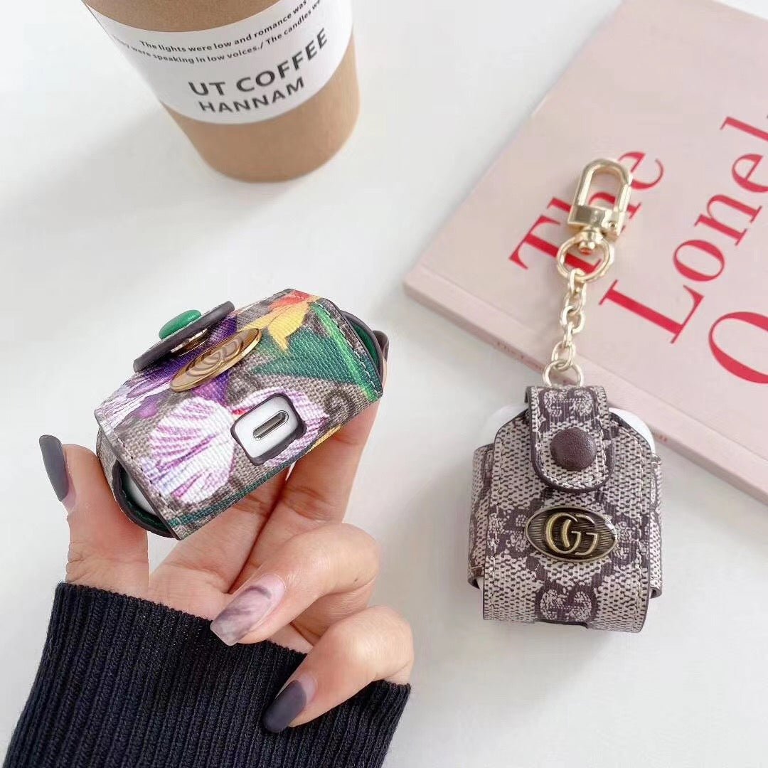 Gucci GG Print Snap Earbud Case - Image 5