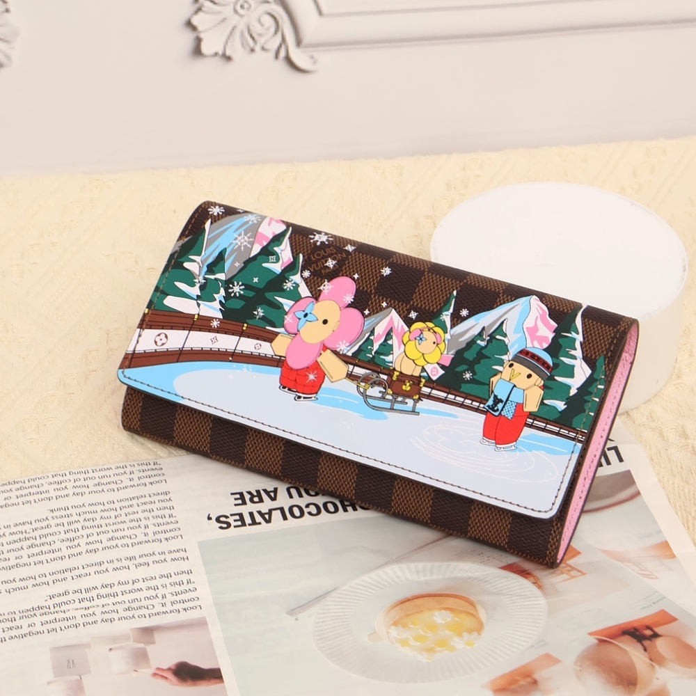 LV Holiday Edition Damier Wallet - Image 3