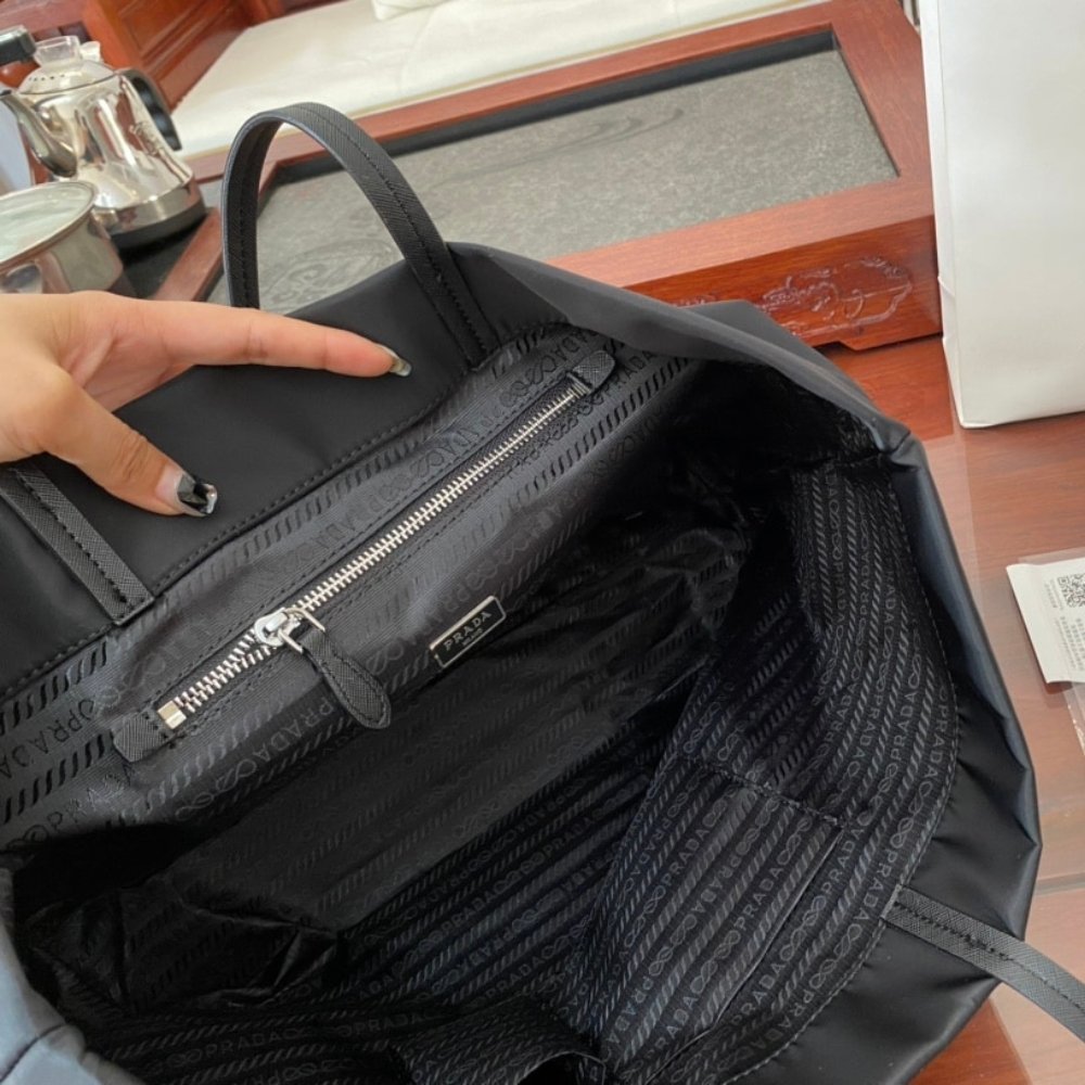 Prada Re-Nylon Saffiano Tote Bag - Image 7